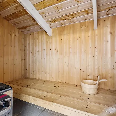 Flepko - 50m From The Sea By Interhome Feriehus