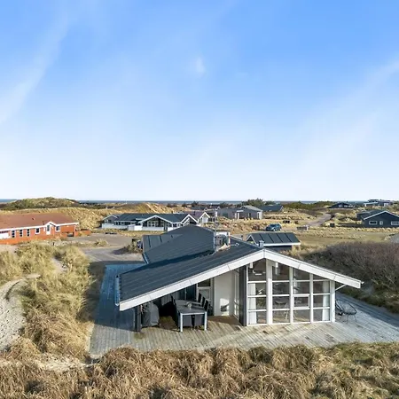 Flepko - 50m From The Sea By Interhome Feriehus