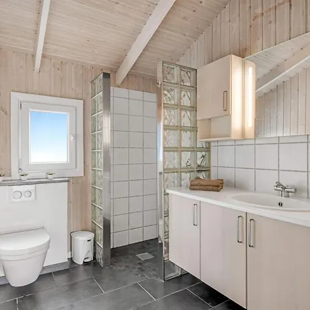 Feriehus Flepko - 50m From The Sea By Interhome